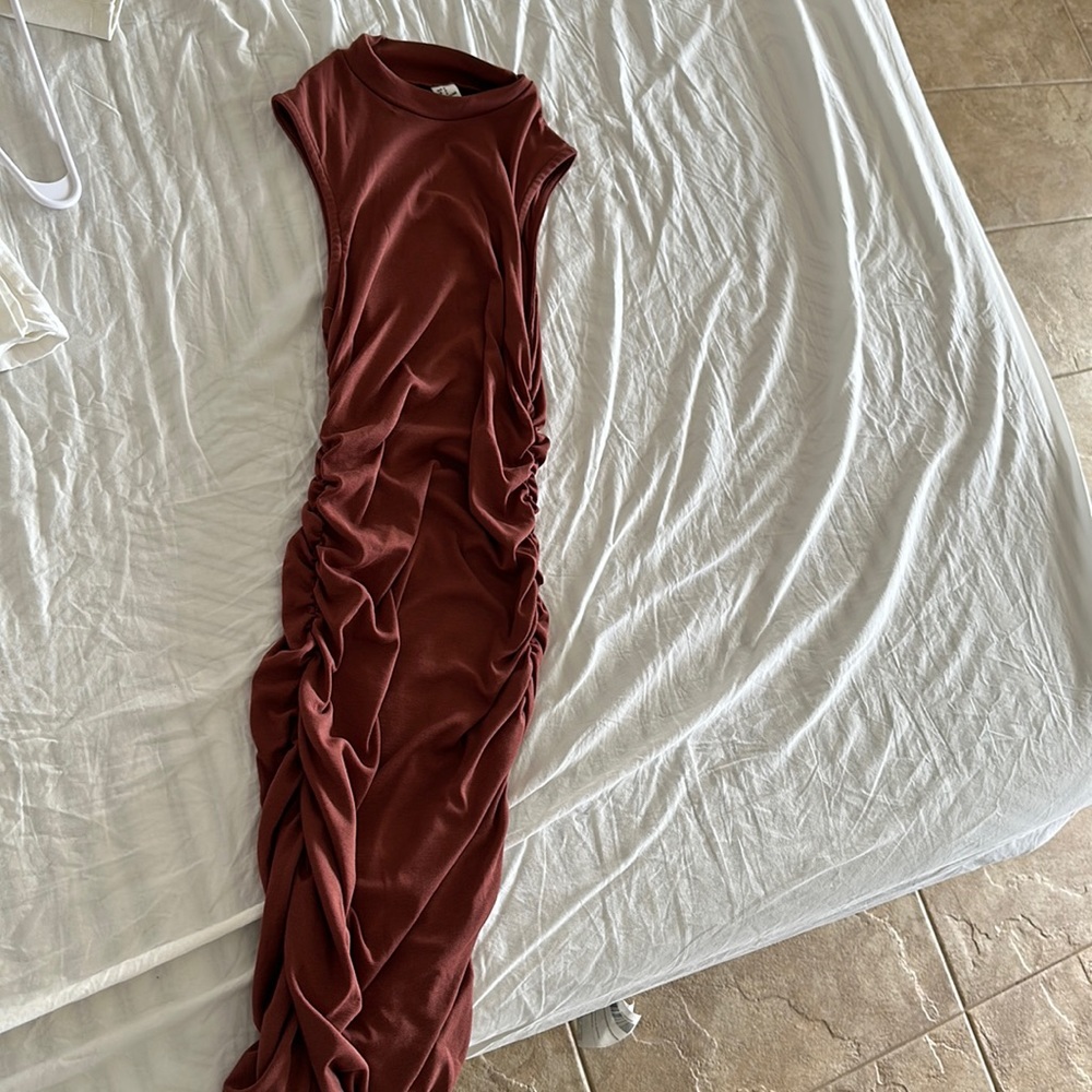 Hi neck midi dress
